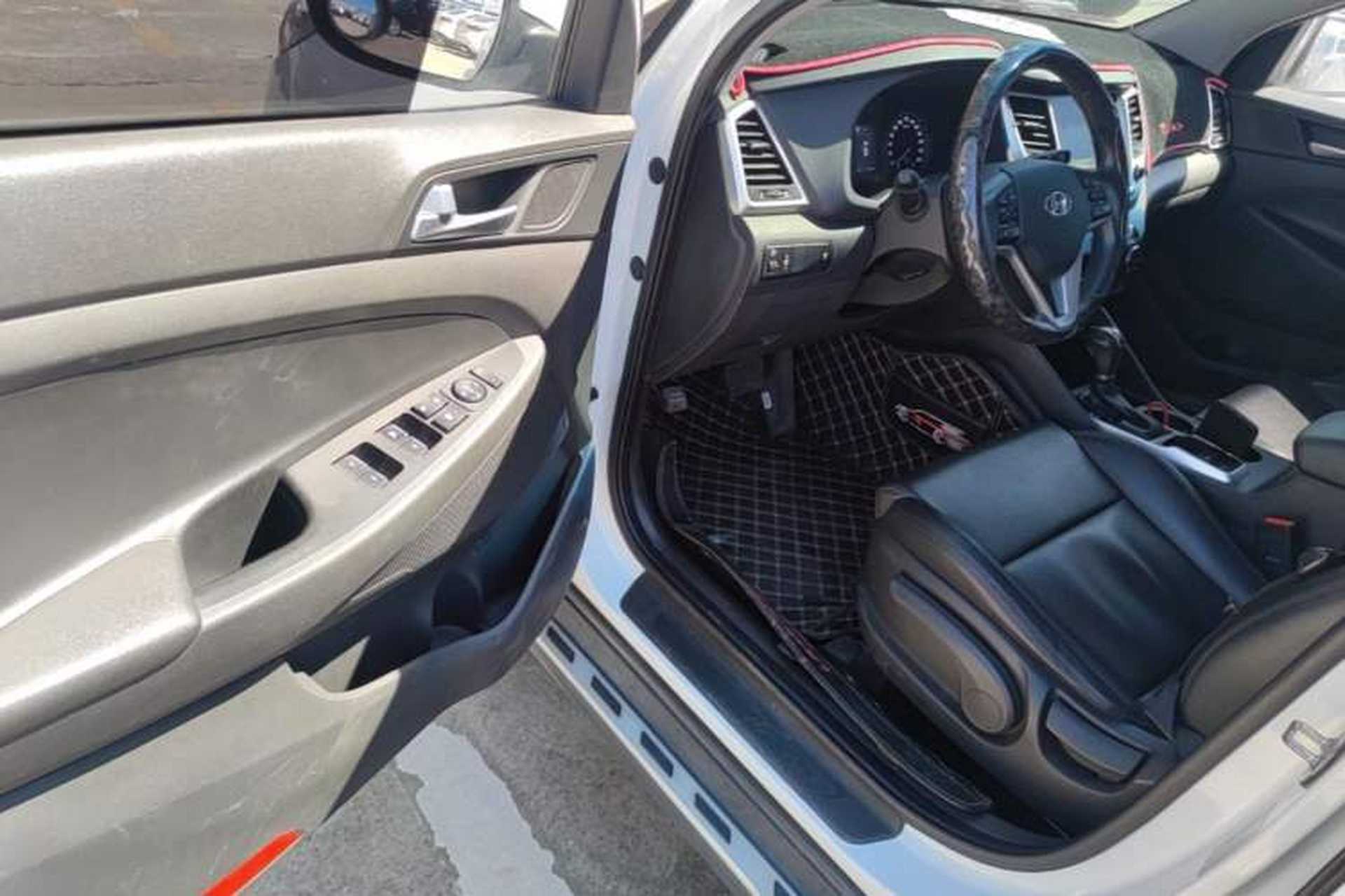 Used Hyundai Tucson 2015 1.6T Dual-Clutch Two-Wheel-Drive Smart Model Driver Seat