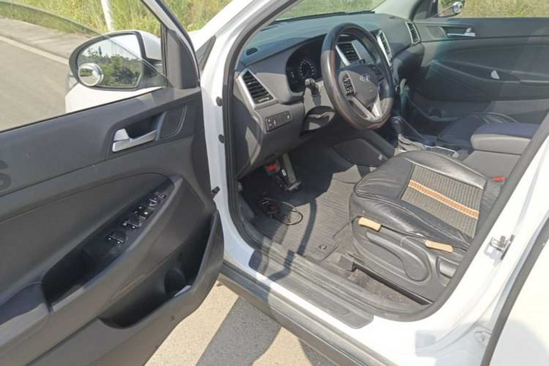 Used Hyundai Tucson 2015 1.6T Dual-Clutch Two-Wheel-Drive Smart Model Driver Seat