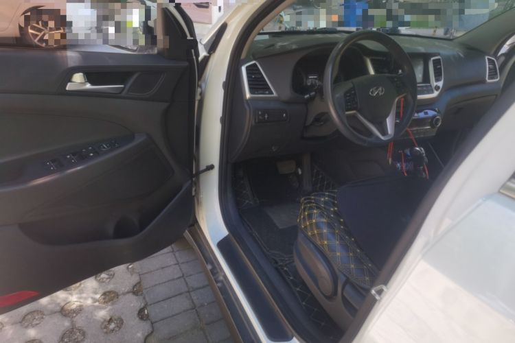 Used Hyundai Tucson 2015 1.6T Dual-Clutch Two-Wheel-Drive Smart Model Driver Seat