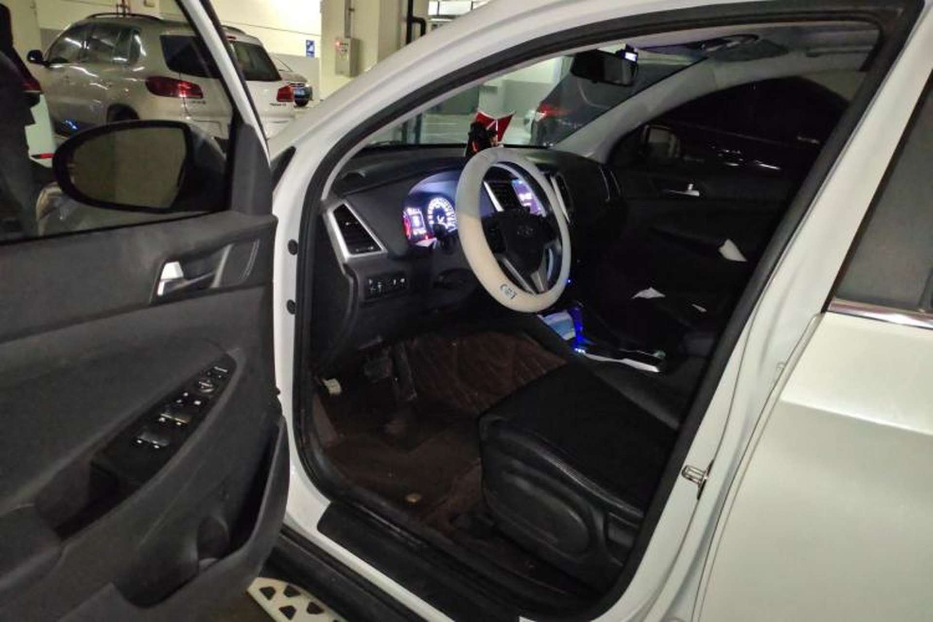 Used Hyundai Tucson 2015 1.6T Dual-Clutch Two-Wheel-Drive Leading Model Driver Seat