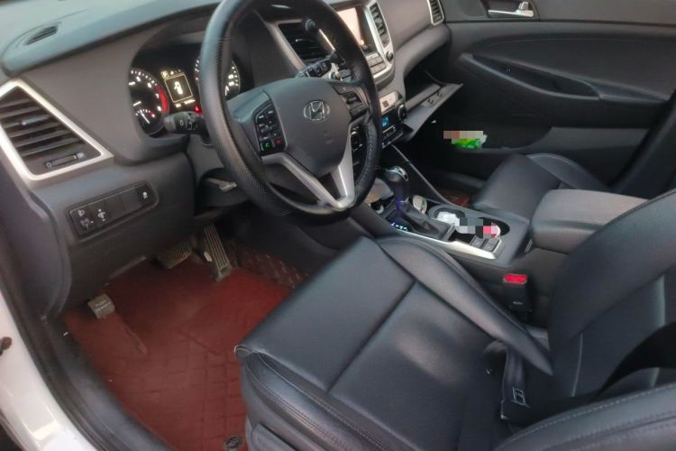 Used Hyundai Tucson 2015 1.6T Dual-Clutch Two-Wheel-Drive Smart Model Driver Seat