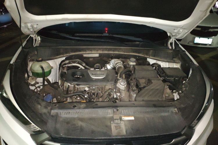 Used Hyundai Tucson 2015 1.6T Dual-Clutch Two-Wheel-Drive Smart Model Engine Bay