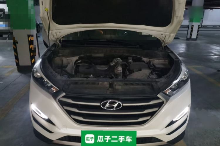 Used Hyundai Tucson 2015 1.6T Dual-Clutch Two-Wheel-Drive Smart Model Engine Bay