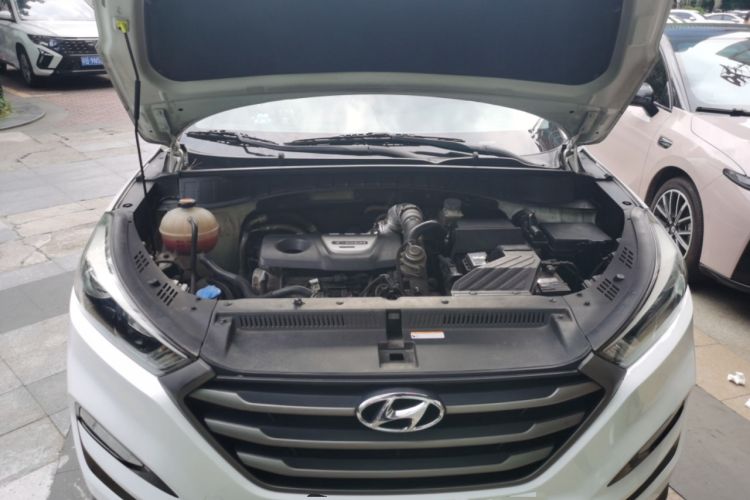 Used Hyundai Tucson 2015 1.6T Dual-Clutch Two-Wheel-Drive Smart Model Engine Bay