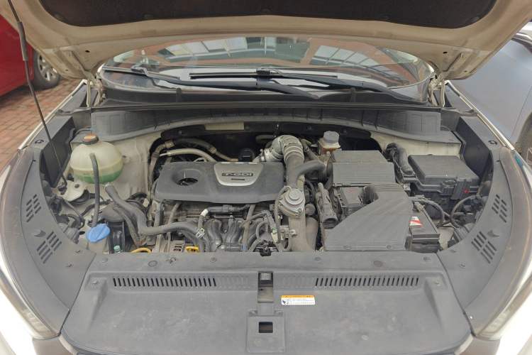 Used Hyundai Tucson 2015 1.6T Dual-Clutch Two-Wheel-Drive Smart Model Engine Bay