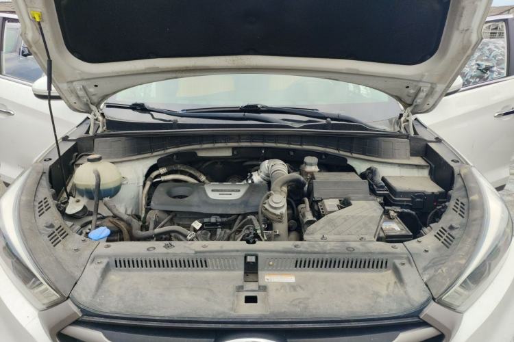 Used Hyundai Tucson 2015 1.6T Dual-Clutch Two-Wheel-Drive Smart Model Engine Bay