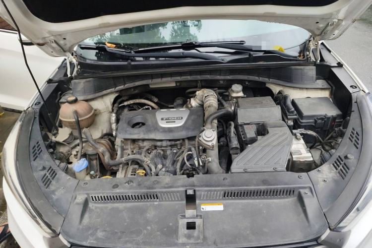 Used Hyundai Tucson 2015 1.6T Dual-Clutch Two-Wheel-Drive Smart Model Engine Bay