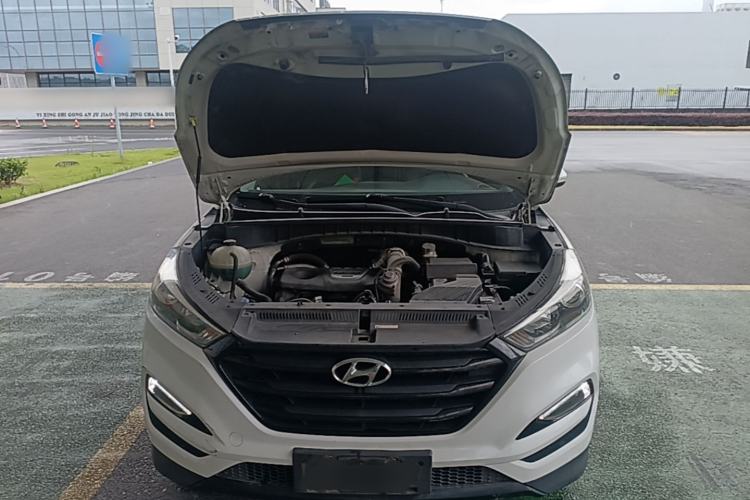 Used Hyundai Tucson 2015 1.6T Dual-Clutch Two-Wheel-Drive Smart Model Engine Bay