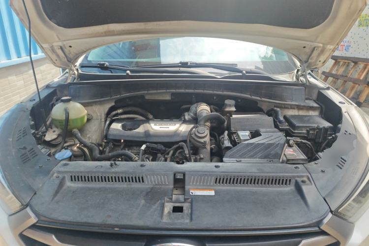Used Hyundai Tucson 2015 1.6T Dual-Clutch Two-Wheel-Drive Smart Model Engine Bay