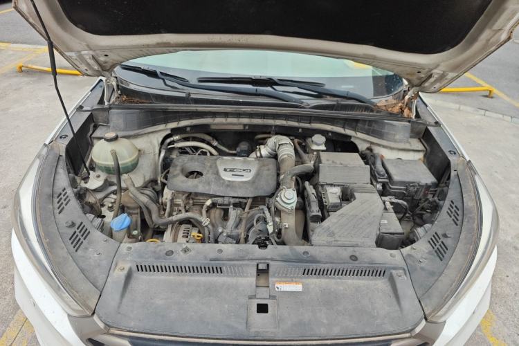 Used Hyundai Tucson 2015 1.6T Dual-Clutch Two-Wheel-Drive Smart Model Engine Bay