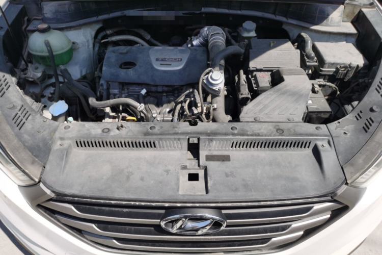 Used Hyundai Tucson 2015 1.6T Dual-Clutch Two-Wheel-Drive Smart Model Engine Bay