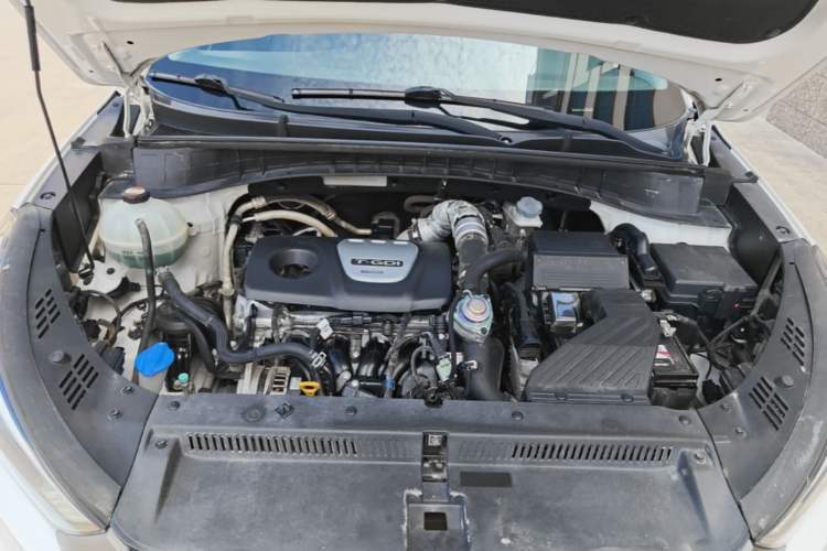 Used Hyundai Tucson 2015 1.6T Dual-Clutch Two-Wheel-Drive Smart Model Engine Bay