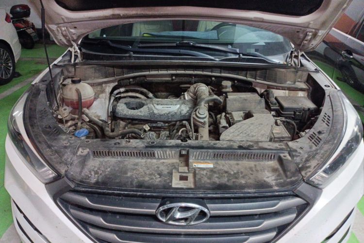 Used Hyundai Tucson 2015 1.6T Dual-Clutch Two-Wheel-Drive Smart Model Engine Bay