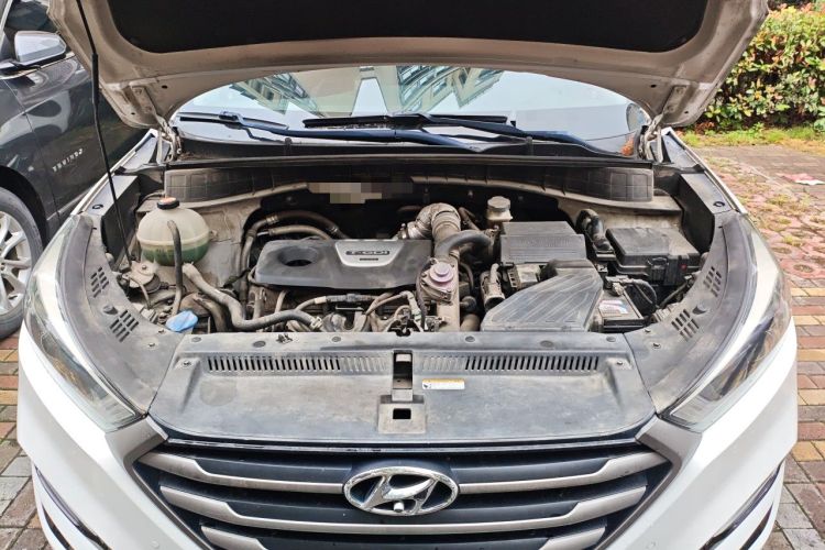 Used Hyundai Tucson 2015 1.6T Dual-Clutch Two-Wheel-Drive Smart Model Engine Bay