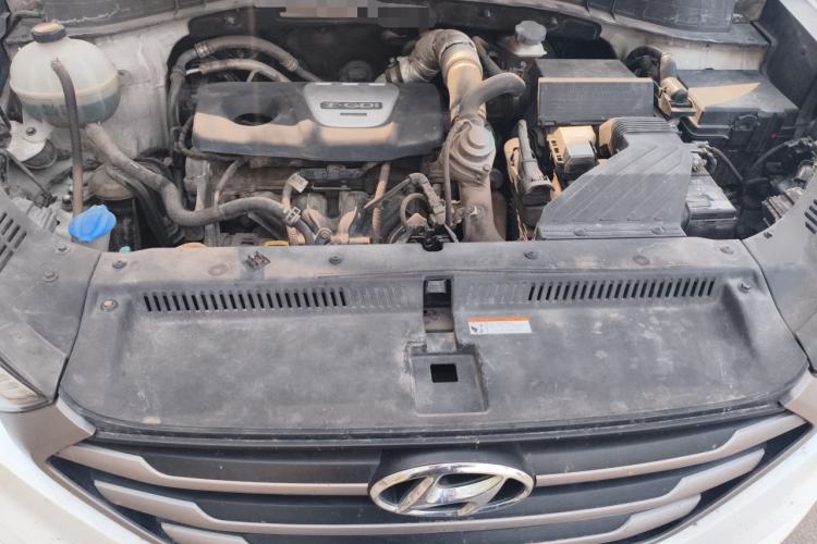 Used Hyundai Tucson 2015 1.6T Dual-Clutch Two-Wheel-Drive Smart Model Engine Bay