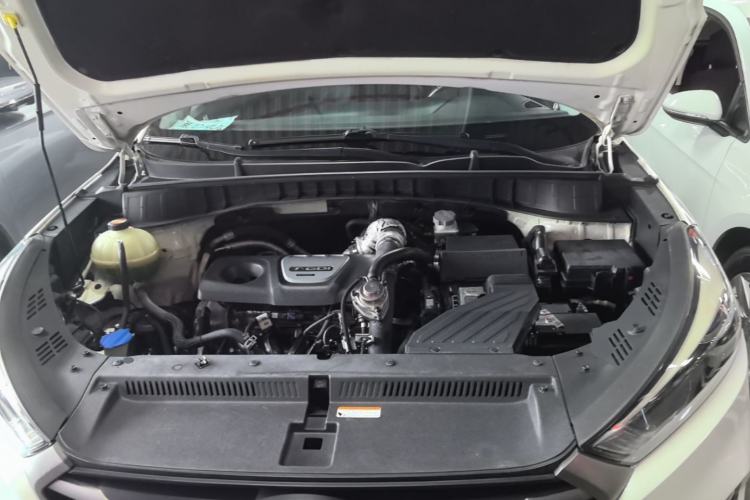 Used Hyundai Tucson 2015 1.6T Dual-Clutch Two-Wheel-Drive Leading Model Engine Bay