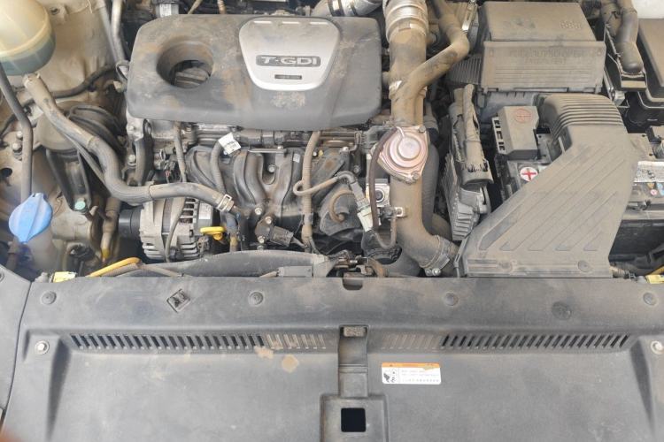 Used Hyundai Tucson 2015 1.6T Dual-Clutch Two-Wheel-Drive Leading Model Engine Bay