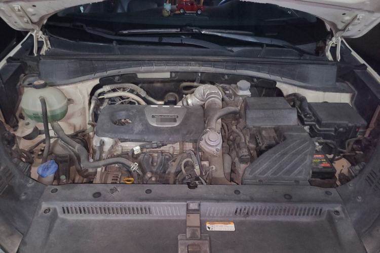 Used Hyundai Tucson 2015 1.6T Dual-Clutch Two-Wheel-Drive Smart Model Engine Bay