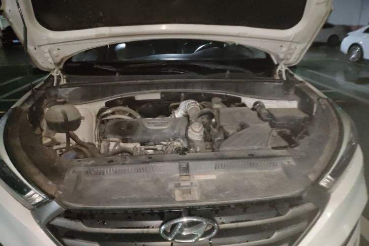 Used Hyundai Tucson 2015 1.6T Dual-Clutch Two-Wheel-Drive Smart Model Engine Bay