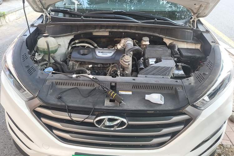 Used Hyundai Tucson 2015 1.6T Dual-Clutch Two-Wheel-Drive Smart Model Engine Bay