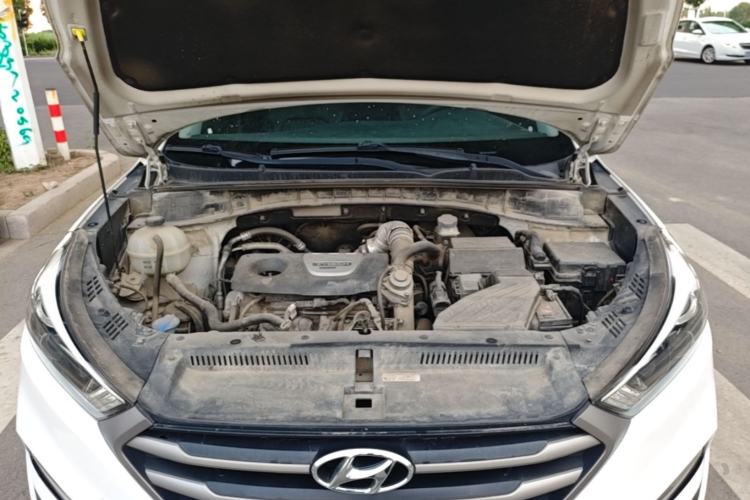 Used Hyundai Tucson 2015 1.6T Dual-Clutch Two-Wheel-Drive Smart Model Engine Bay