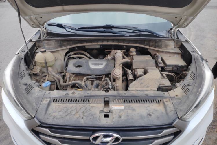 Used Hyundai Tucson 2015 1.6T Dual-Clutch Two-Wheel-Drive Smart Model Engine Bay
