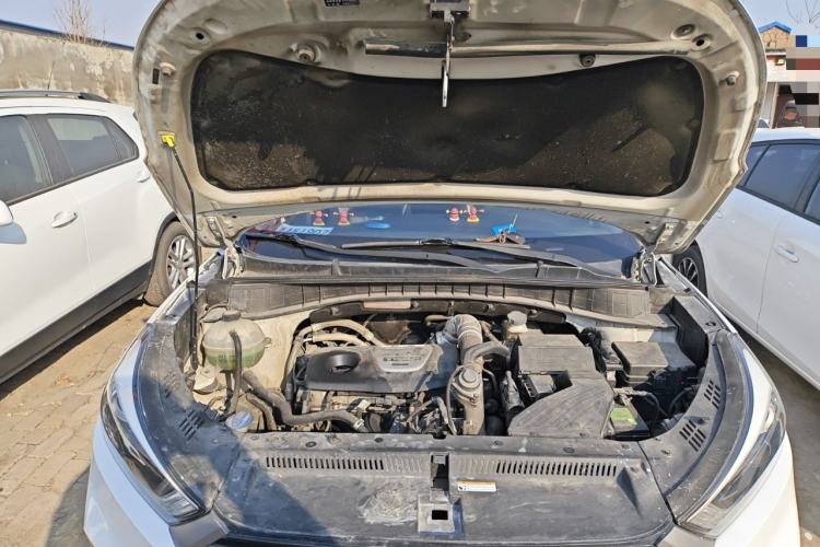 Used Hyundai Tucson 2015 1.6T Dual-Clutch Two-Wheel-Drive Smart Model Engine Bay