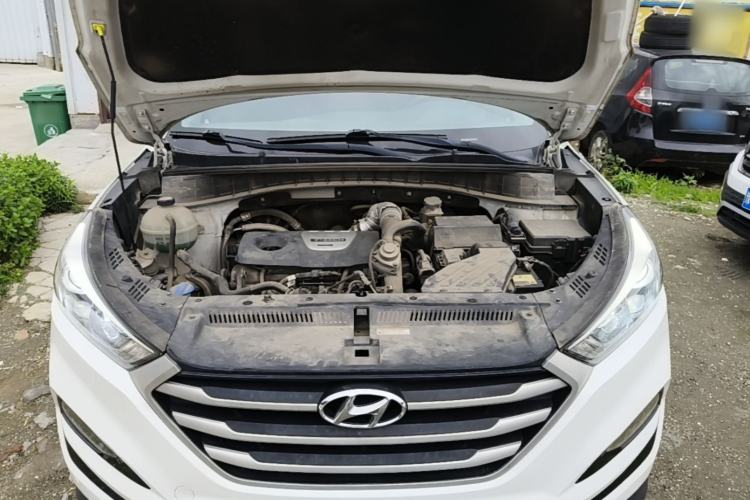 Used Hyundai Tucson 2015 1.6T Dual-Clutch Two-Wheel-Drive Smart Model Engine Bay