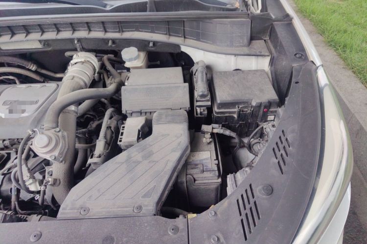 Used Hyundai Tucson 2015 1.6T Dual-Clutch Two-Wheel-Drive Smart Model Engine Bay Left