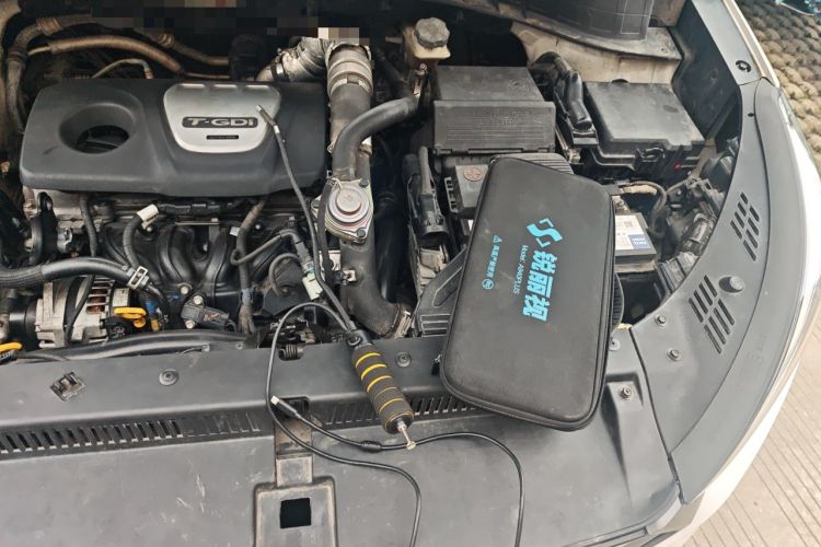 Used Hyundai Tucson 2015 1.6T Dual-Clutch Two-Wheel-Drive Leading Model Engine Bay Left