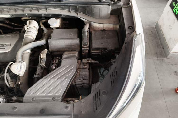 Used Hyundai Tucson 2015 1.6T Dual-Clutch Two-Wheel-Drive Smart Model Engine Bay Left