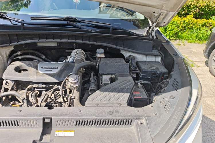Used Hyundai Tucson 2015 1.6T Dual-Clutch Two-Wheel-Drive Smart Model Engine Bay Left