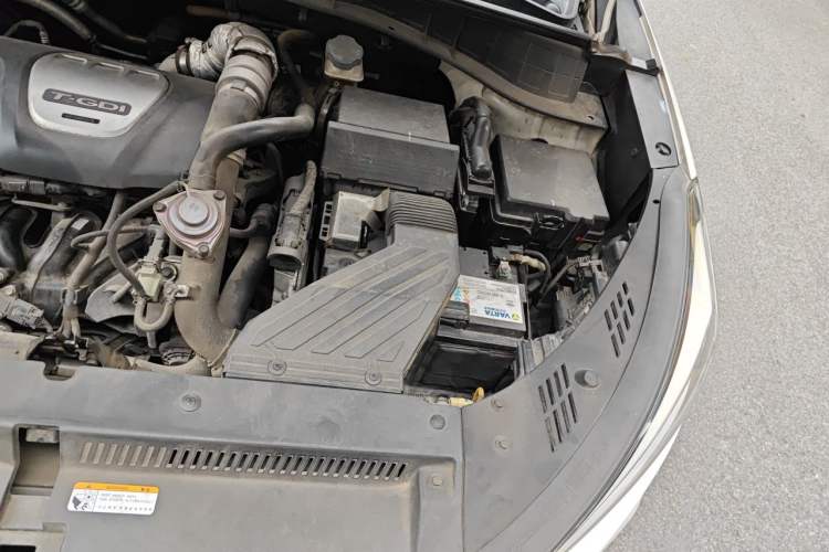 Used Hyundai Tucson 2015 1.6T Dual-Clutch Two-Wheel-Drive Leading Model Engine Bay Left