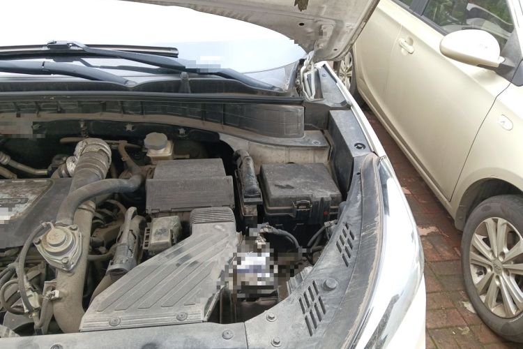 Used Hyundai Tucson 2015 1.6T Dual-Clutch Two-Wheel-Drive Smart Model Engine Bay Left
