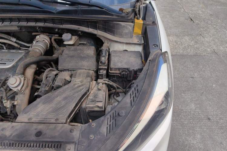 Used Hyundai Tucson 2015 1.6T Dual-Clutch Two-Wheel-Drive Smart Model Engine Bay Left