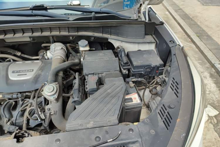 Used Hyundai Tucson 2015 1.6T Dual-Clutch Two-Wheel-Drive Smart Model Engine Bay Left