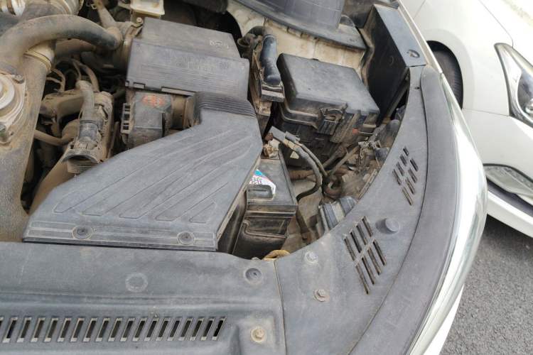 Used Hyundai Tucson 2015 1.6T Dual-Clutch Two-Wheel-Drive Smart Model Engine Bay Left