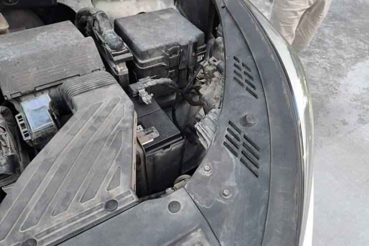 Used Hyundai Tucson 2015 1.6T Dual-Clutch Two-Wheel-Drive Smart Model Engine Bay Left
