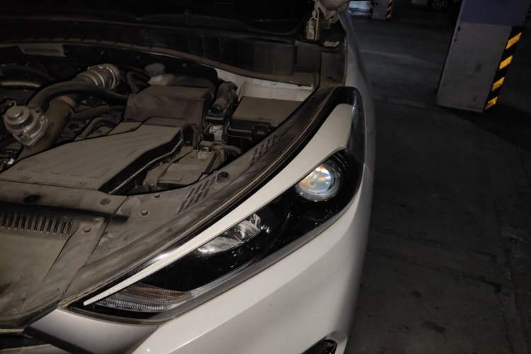 Used Hyundai Tucson 2015 1.6T Dual-Clutch Two-Wheel-Drive Smart Model Engine Bay Left