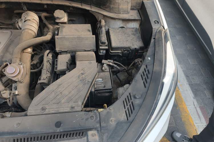 Used Hyundai Tucson 2015 1.6T Dual-Clutch Two-Wheel-Drive Smart Model Engine Bay Left