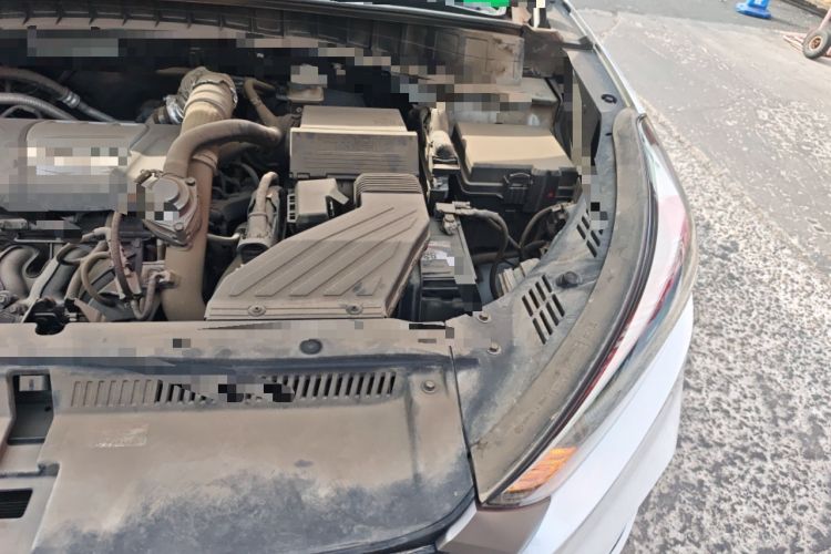 Used Hyundai Tucson 2015 1.6T Dual-Clutch Two-Wheel-Drive Smart Model Engine Bay Left