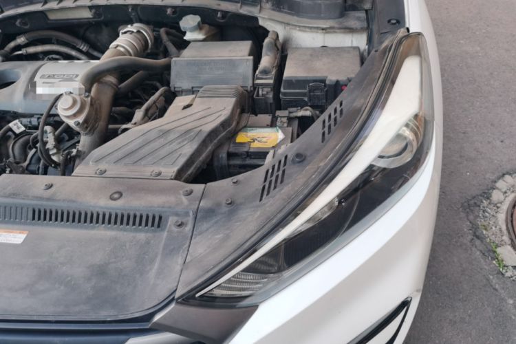 Used Hyundai Tucson 2015 1.6T Dual-Clutch Two-Wheel-Drive Smart Model Engine Bay Left