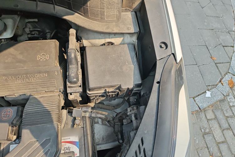 Used Hyundai Tucson 2015 1.6T Dual-Clutch Two-Wheel-Drive Smart Model Engine Bay Left