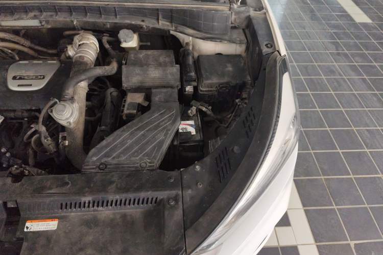 Used Hyundai Tucson 2015 1.6T Dual-Clutch Two-Wheel-Drive Smart Model Engine Bay Left
