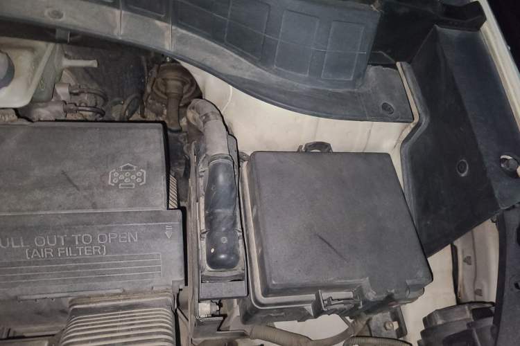 Used Hyundai Tucson 2015 1.6T Dual-Clutch Two-Wheel-Drive Smart Model Engine Bay Left