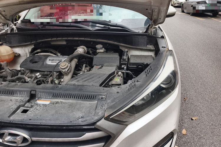 Used Hyundai Tucson 2015 1.6T Dual-Clutch Two-Wheel-Drive Smart Model Engine Bay Left