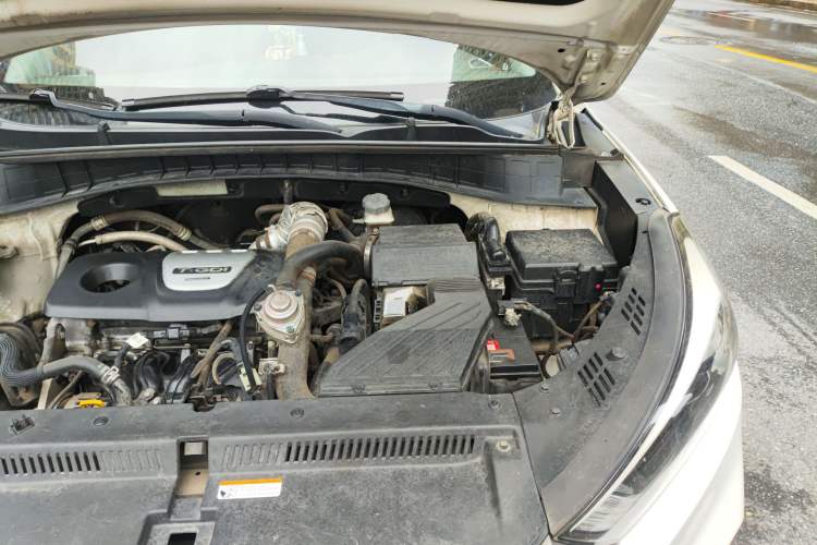 Used Hyundai Tucson 2015 1.6T Dual-Clutch Two-Wheel-Drive Smart Model Engine Bay Left