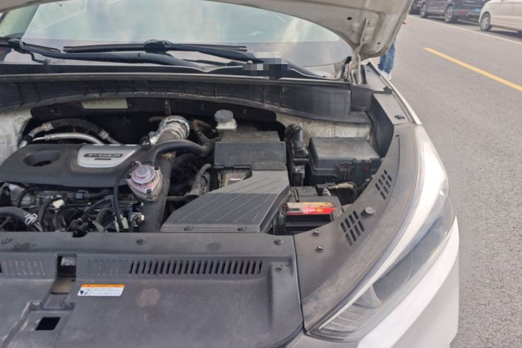 Used Hyundai Tucson 2015 1.6T Dual-Clutch Two-Wheel-Drive Leading Model Engine Bay Left