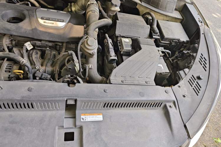 Used Hyundai Tucson 2015 1.6T Dual-Clutch Two-Wheel-Drive Smart Model Engine Bay Left