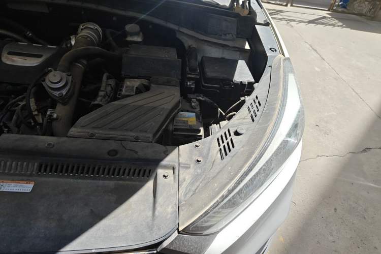 Used Hyundai Tucson 2015 1.6T Dual-Clutch Two-Wheel-Drive Smart Model Engine Bay Left
